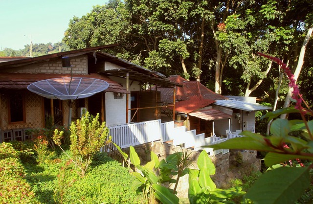 Bantal Guling Villa Bandung