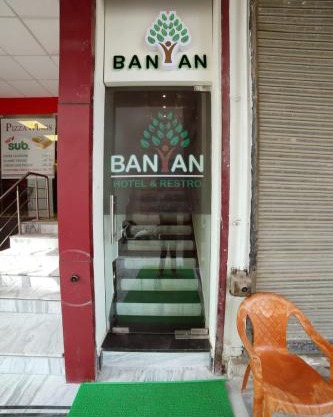 Banyan hotel&restro