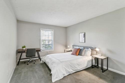 Barcelo At East Cobb O20 1 Bed 1 Bath Furnished