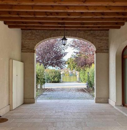 Barchessa"C'est la vie" stile tra città d'Arte