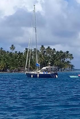 Barco Alejo - Hunter Legend 40 frente a tu isla soñada !