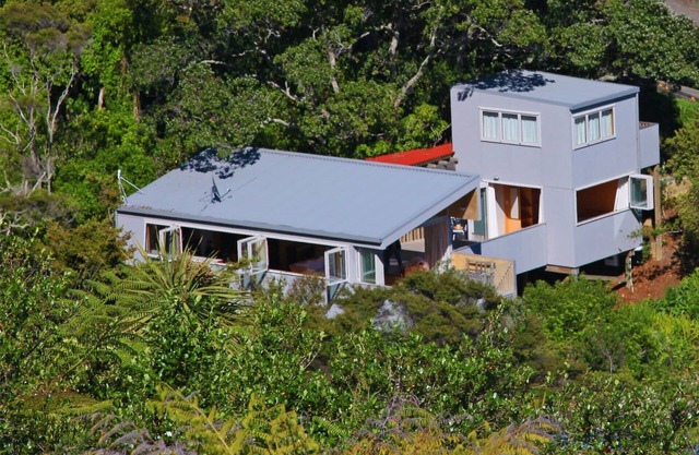 Espíritu Descalzo - Stay Waiheke