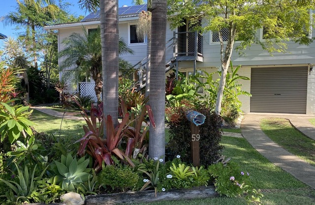 Bargara Beach Hideaway - Pet friendly
