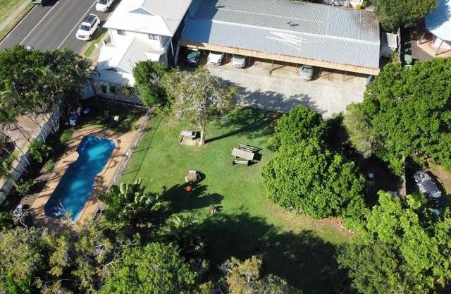 Bargara Beach Motor Inn budget accommodation pet friendly on application