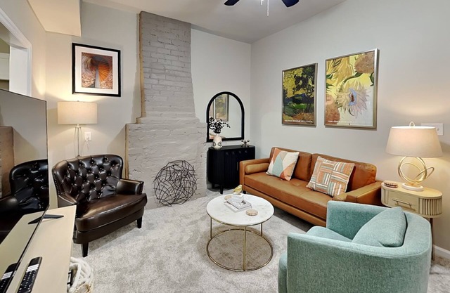 Barnard Row House | Pet-Friendly, Renovated Duplex + Walk to Forsyth Park!