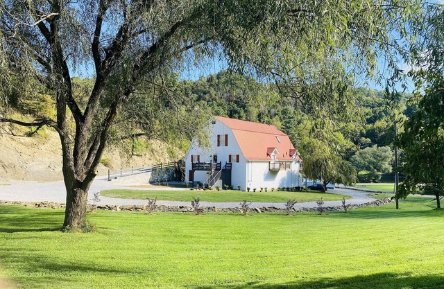 Barndominium