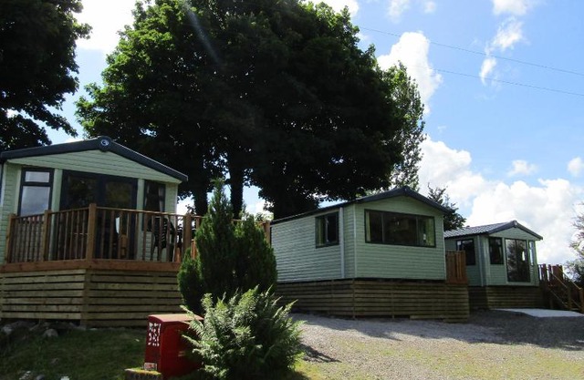 Barnkirk Holidays