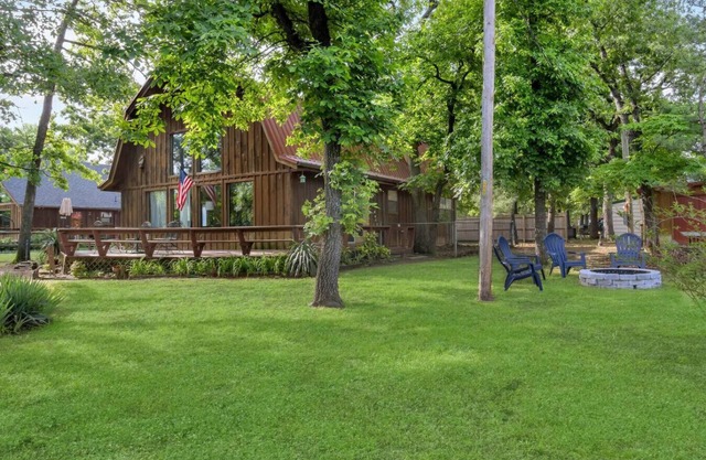 Barrel Cabin at Sandy Bass Bay!