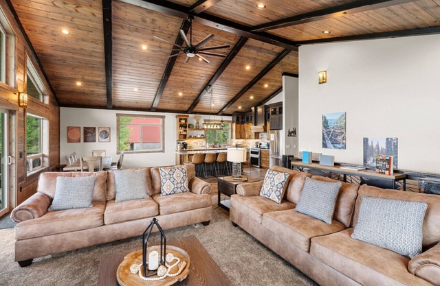 Barrel Sauna+HotTub&FirePit+21mi2YSNP+LakeViews
