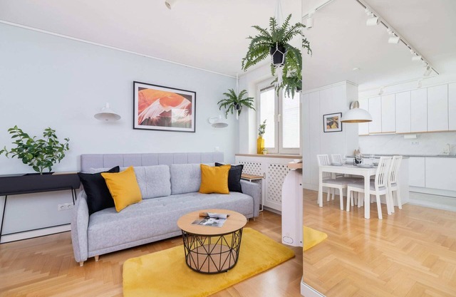 Bartla 19A | Charming Apartment | Parking