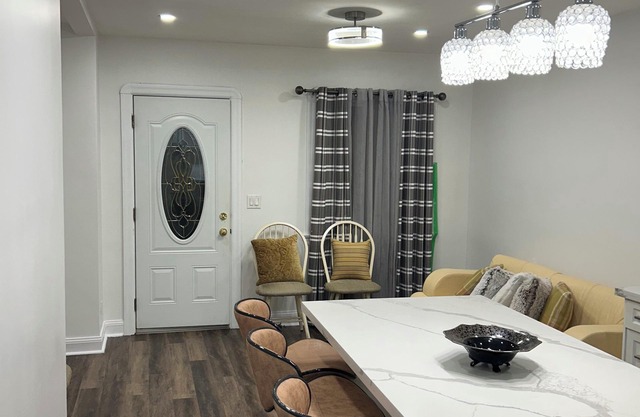 A little 5-Star Living at 401, Oshawa area
