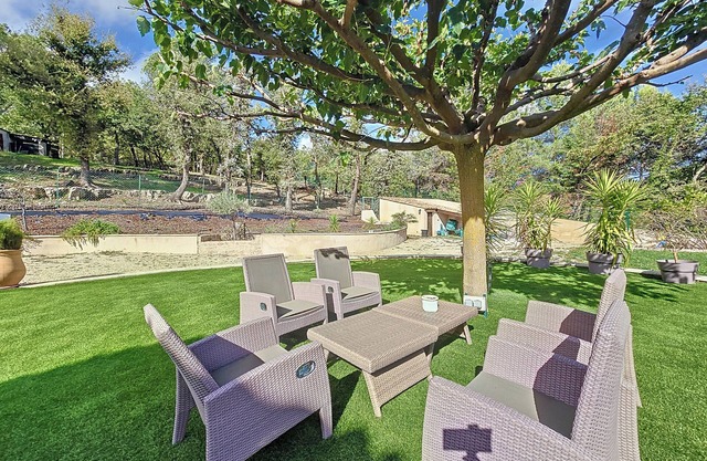 Bastide 9 pers near Aix en Provence