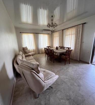 Bato's Vacation House