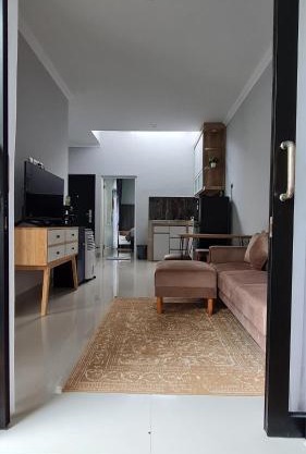 Baturiti Modern Guest House with private pool