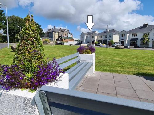 Bay Area House, Spiddal