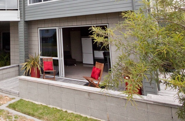 Bay Breeze Accommodation