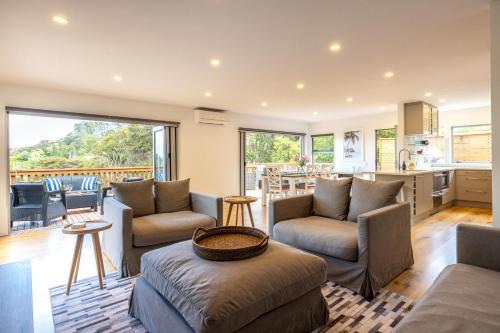 Bay Breeze Retreat