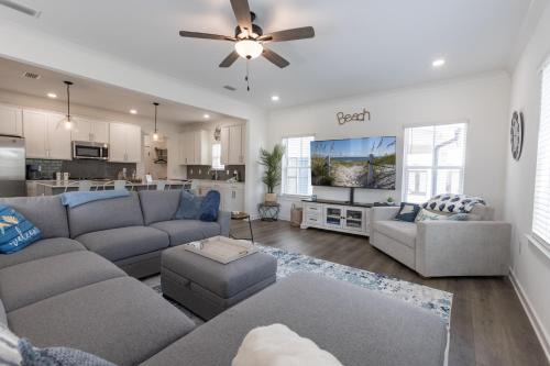 Bay Breeze Retreat