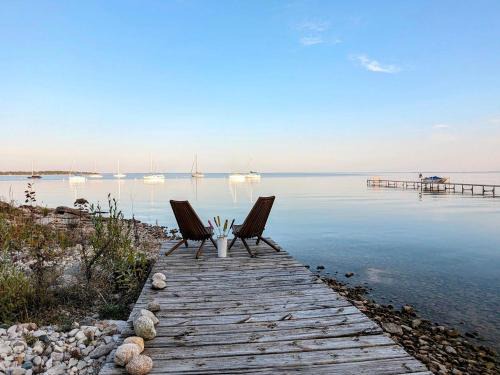 Bay House in Northport