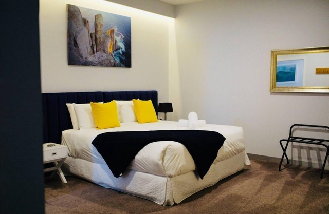 Bay of Fires Apartments - Family Suite 8