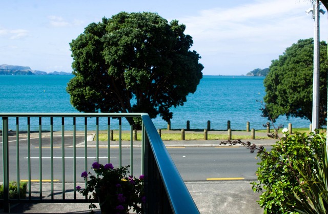 Bay Sands Seafront Studios