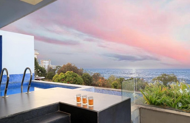 Bay Terraces Beach View - Vasco Da Gama by StayVista