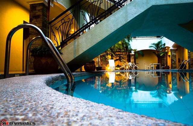 Bayfront Hotel Subic