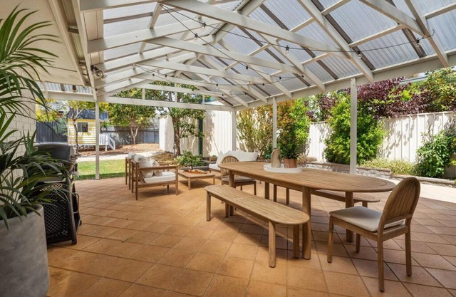 Bayleaf Retreat Family and Pet Friendly Beach Escape