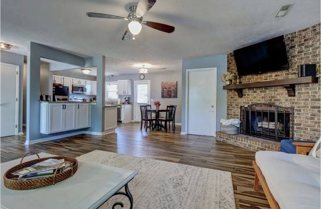 Bayshore Retreat - Clean & Close to everything!