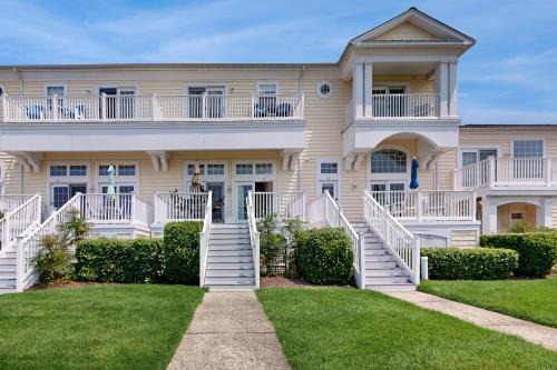 Bayside Bethany Lakes - 38353 N Mill Ln #62
