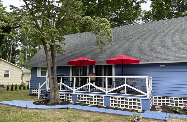 Bayside Cottage, near Rehoboth-sleeps 8!