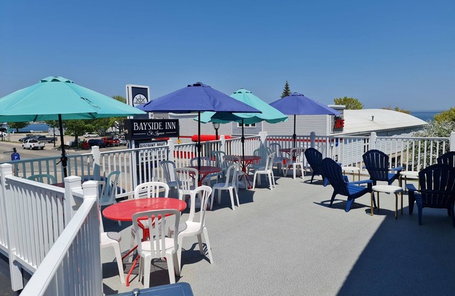 Bayside Inn