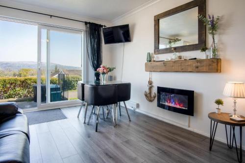 Bayview 32 - 2 Bedroom Chalet - Bayview Oxwich