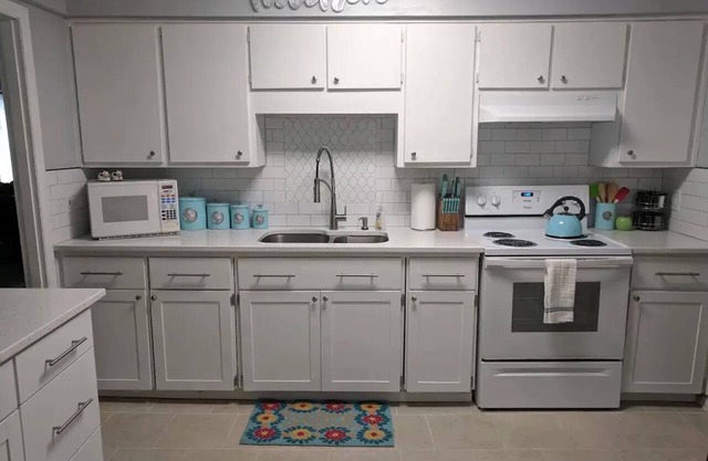 ¡Se nuestro invitado! Cerca de Ft Benning-Sleeps 6