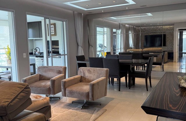 Beautiful high standard 142m2 apartment next to Shopping Santana Parque