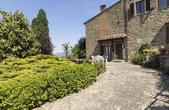 Preciosa casa de vacaciones privada con TV, terraza, mascotas permitida y aparcamiento