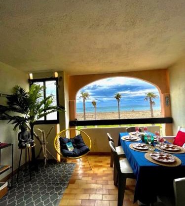 Beach apartment