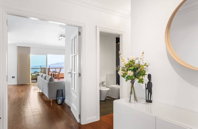Amplio apartamento de playa con parking privado