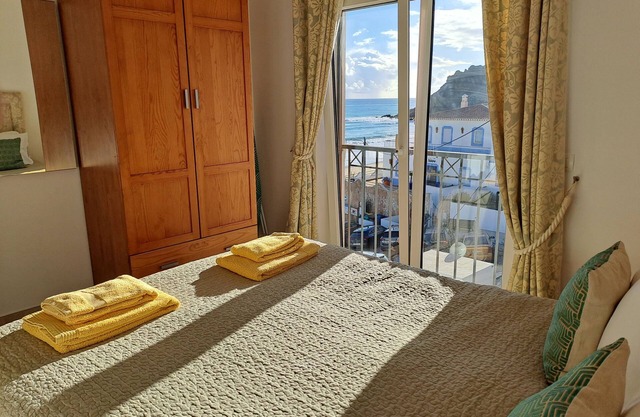 Beach Apt. 1 with beach & sea view
