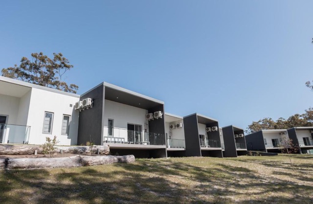 Beach & Bay Stay Motel