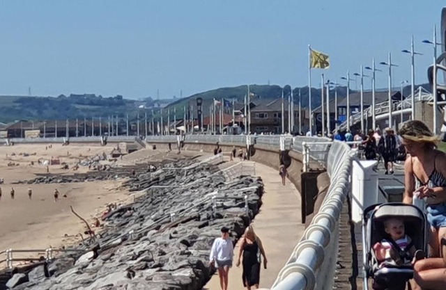 Beach Break Aberavon Holiday Home by the Sea