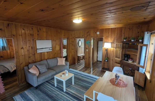 Beach Bungalow - Cabin #1