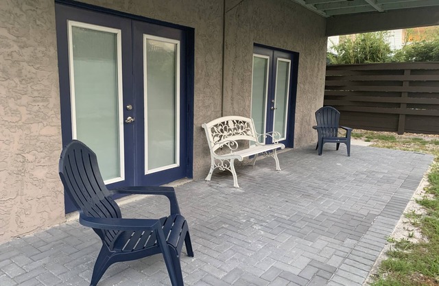 Beach Bungalow- Bethune Beach - 250 steps to toes in sand