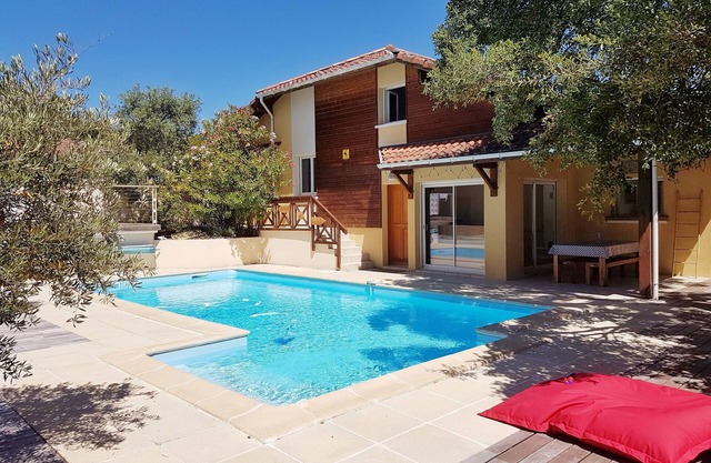 Casa con piscina tranquila - Playa a pie / en bicicleta - Surf & Golf Paradise