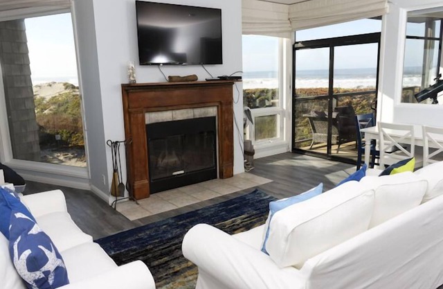 Beach Condo Pelican 12