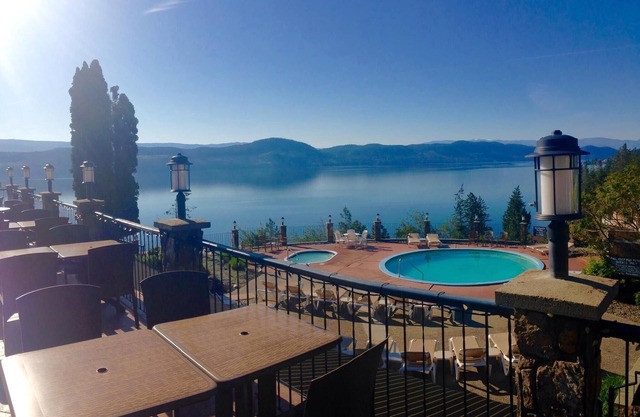 Beach condo-sleeps 4