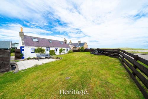 Beach Cottage, Pet & Family Friendly Stay in Moray