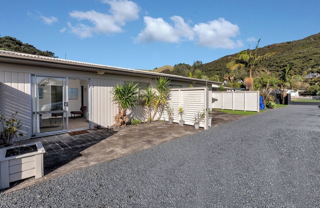 Beach Daze - Tauranga Bay Holiday Unit