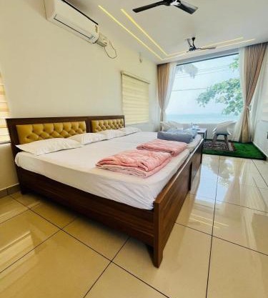 Beach Escape - Malpe Beach