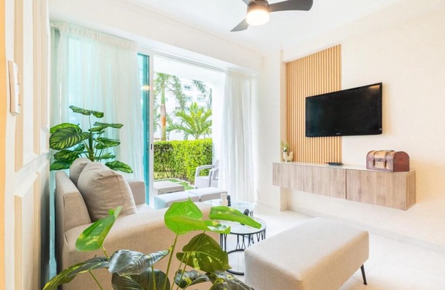 Beach Escape -Pool Patio -Free Parking -Pets